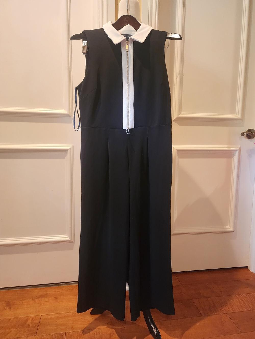 Tommy Hilfiger Black Sleeveless Jumpsuit with White Zip-Front Collar